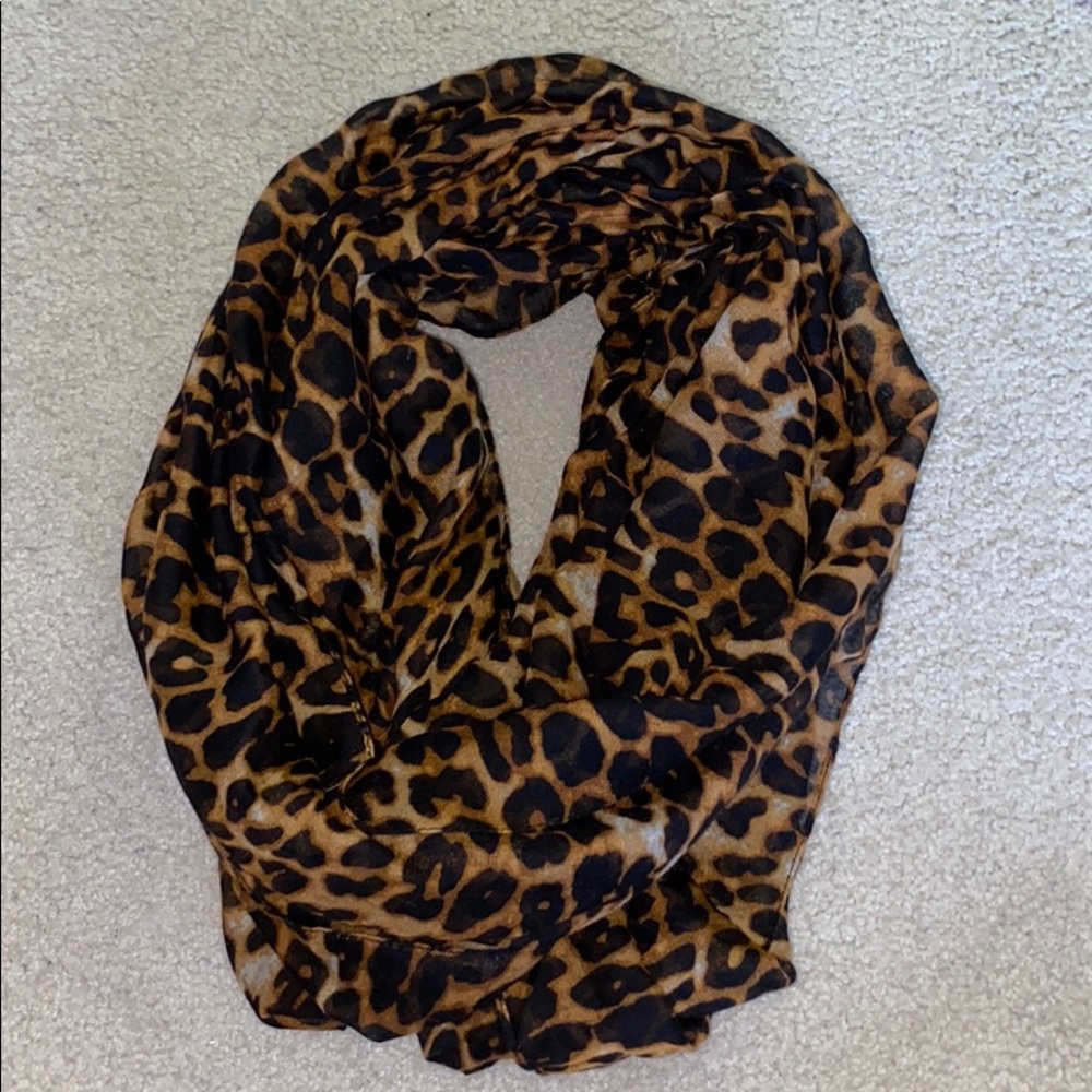 Forever 21 Cheetah Print Infinity Scarf